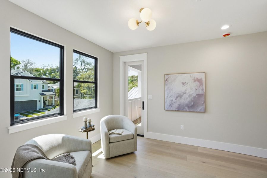 Furnished interior view inside a new home in , Atlantic Beach (Image 54).