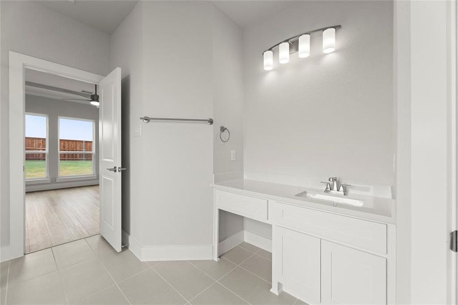 21. 2322 Bell - Bath (4) 21. 2322 Bell - Bath (4)