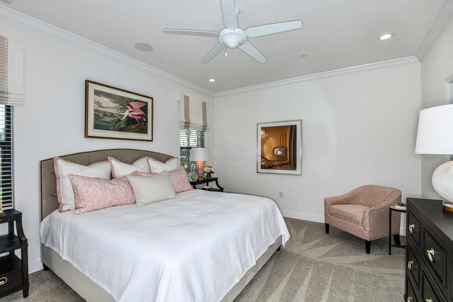 Representative furnished interior of a home built from the Liberty 4 by Neal Communities in Vicenza, Venice (Image 17).