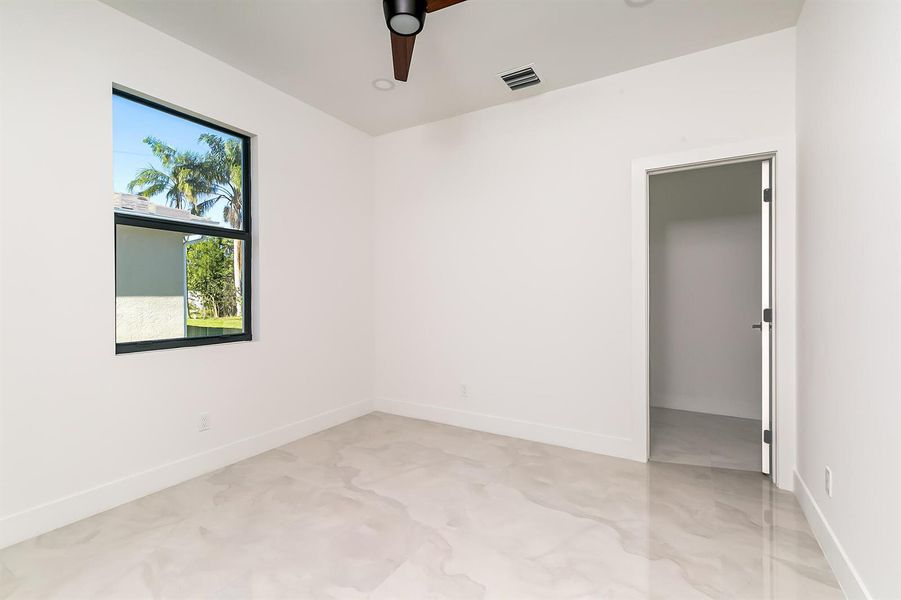 5203SouthLovoy-23 5203SouthLovoy-23
