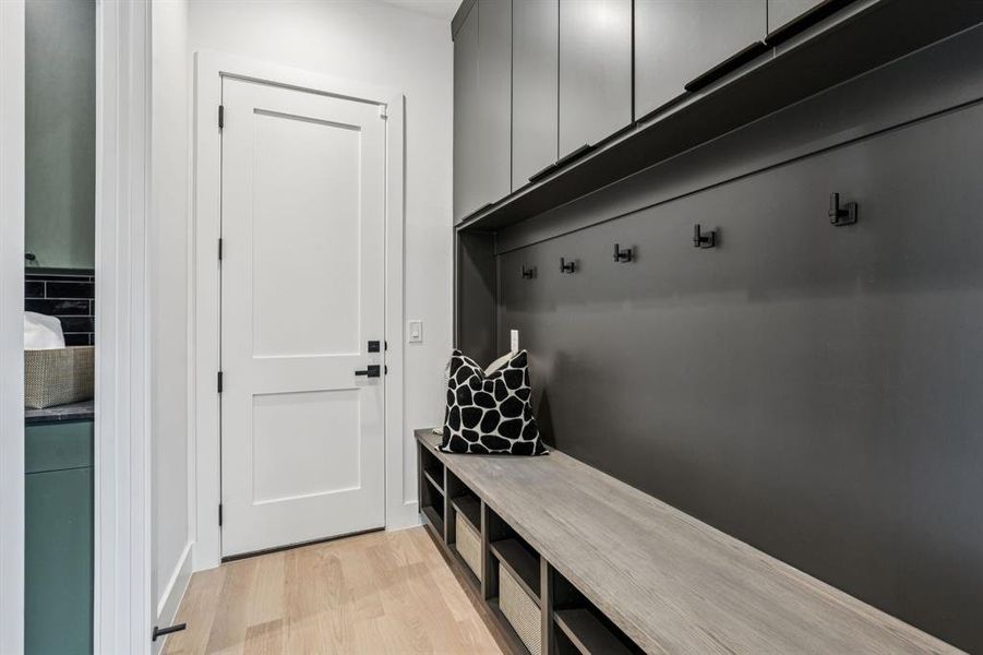 Furnished interior view inside a new home in , Dallas (Image 17). Furnished interior view inside a new home in , Dallas (Image 17).