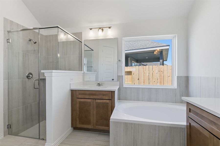 Furnished interior view inside a new home in Wildrye, Waller (Image 12).