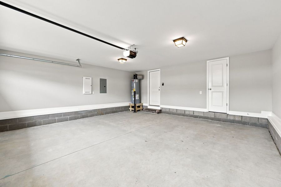 Spacious, unfurnished interior of a new home in Davenport Farms, Winterville (Image 34). Spacious, unfurnished interior of a new home in Davenport Farms, Winterville (Image 34).