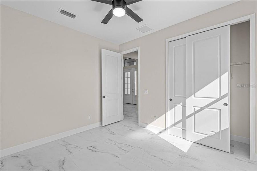Spacious, unfurnished interior of a new home in , Rotonda West (Image 21).