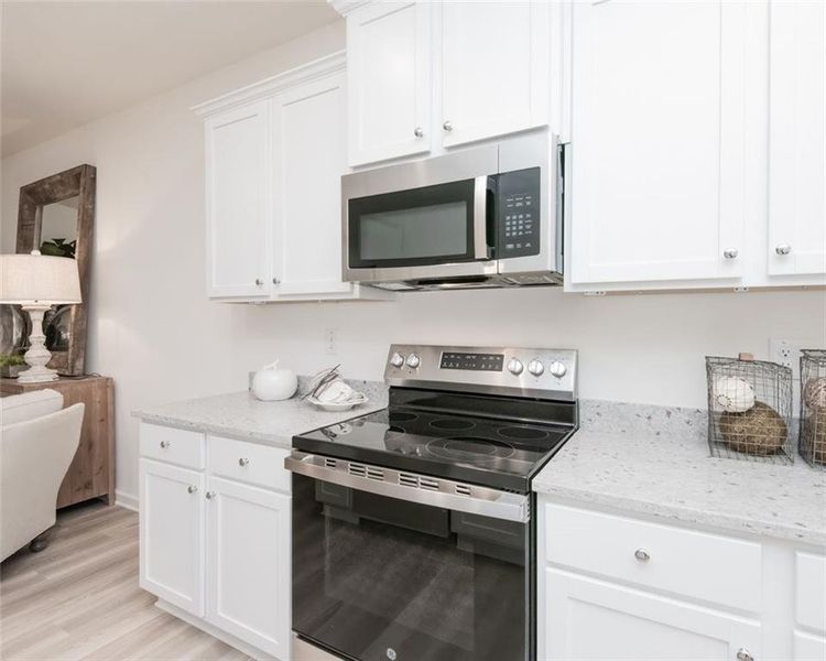Furnished interior view inside a new home in , Conyers (Image 11).