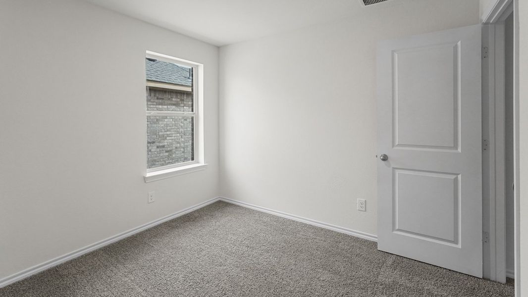 Spacious, unfurnished interior of a new home in Wildcat Ranch, Crandall (Image 18).