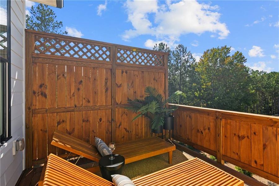 Exterior details and patio area of a home in IveyBrooke, Alpharetta (Image 3).