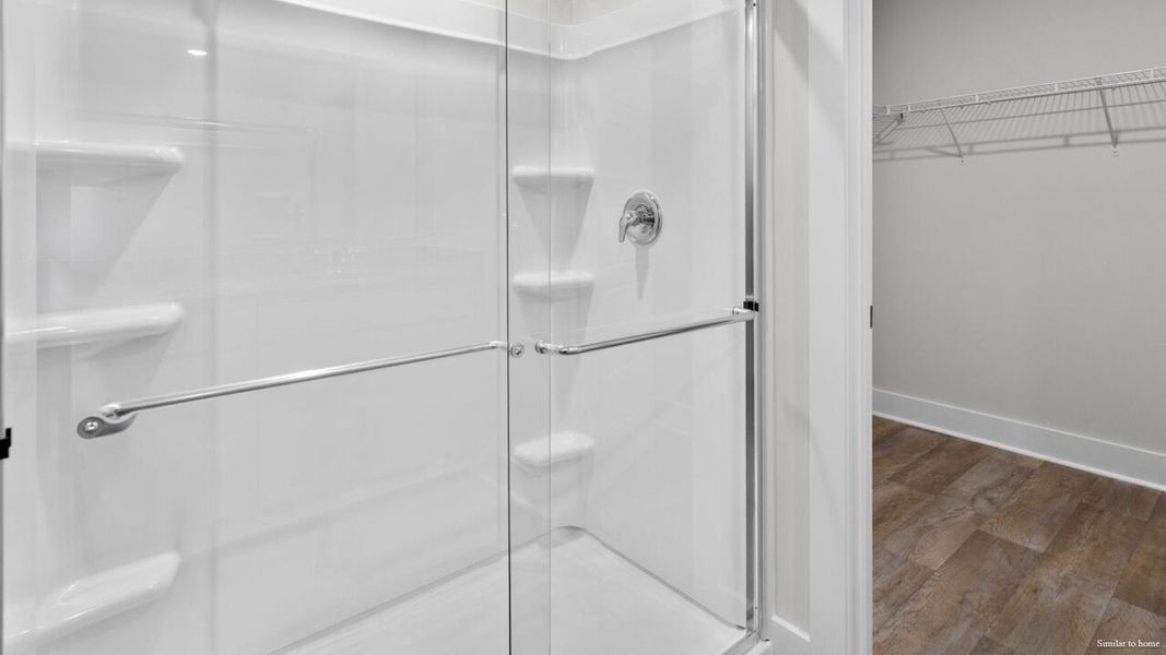 Close-up of interior finishes inside a home in Vineyard Trail, Jacksonville (Image 16).