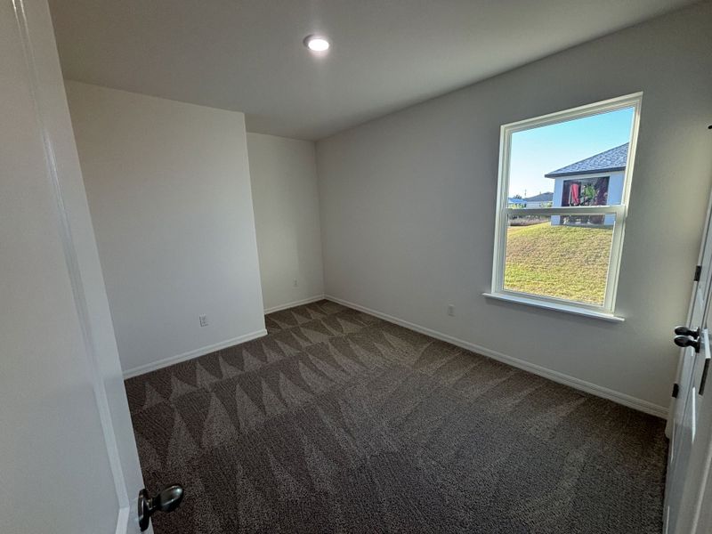 Spacious, unfurnished interior of a new home in Lehigh Acres, Lehigh Acres (Image 20).