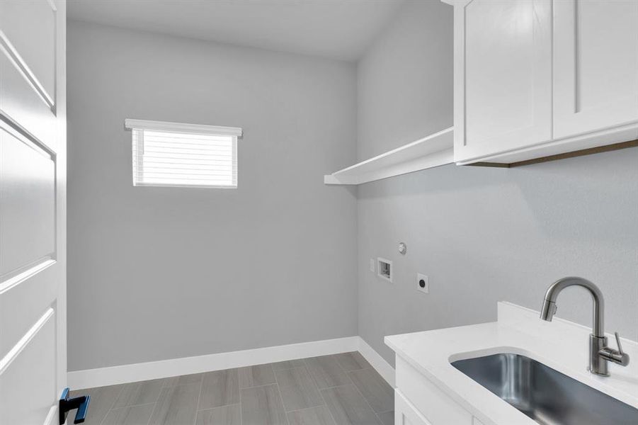 Spacious, unfurnished interior of a new home in , Venus (Image 20). Spacious, unfurnished interior of a new home in , Venus (Image 20).