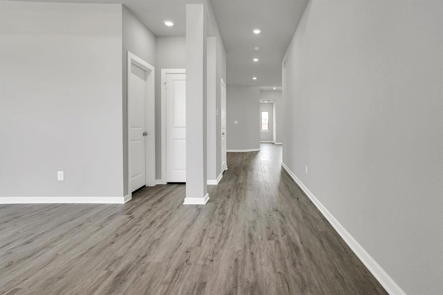 Image 25 of a home in Sunterra 50s. Image 25 of a home in Sunterra 50s.