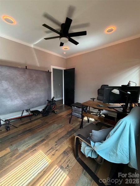 Furnished interior view inside a new home in , Shelby (Image 16).