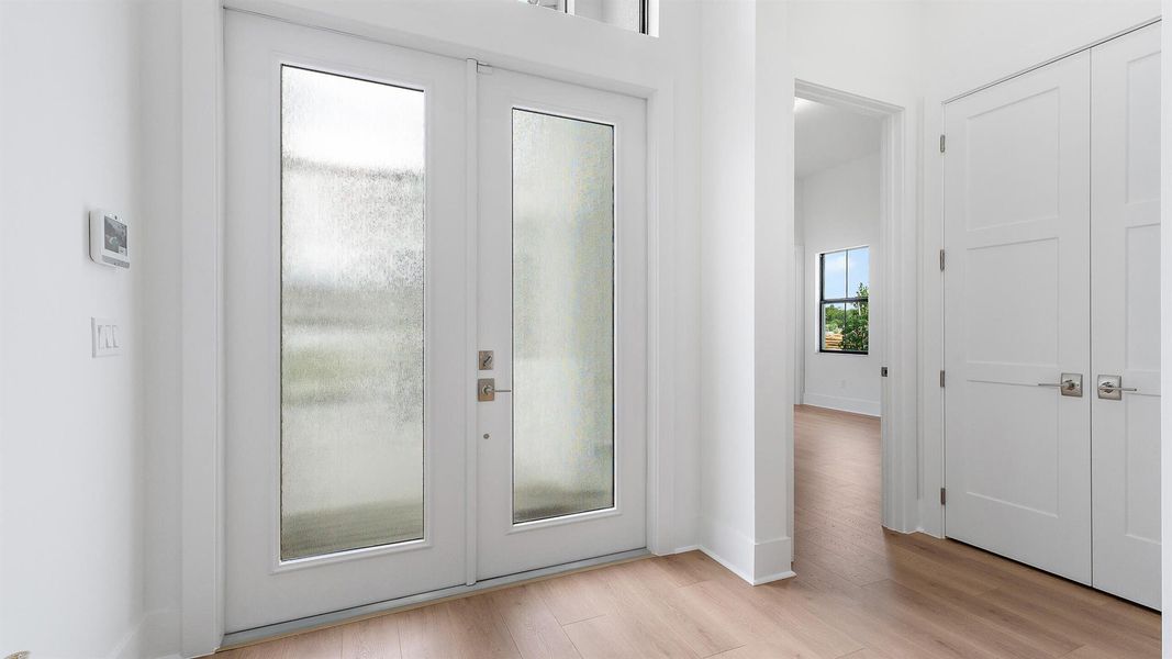 Spacious, unfurnished interior of a new home in Artistry Palm Beach, Palm Beach Gardens (Image 39).