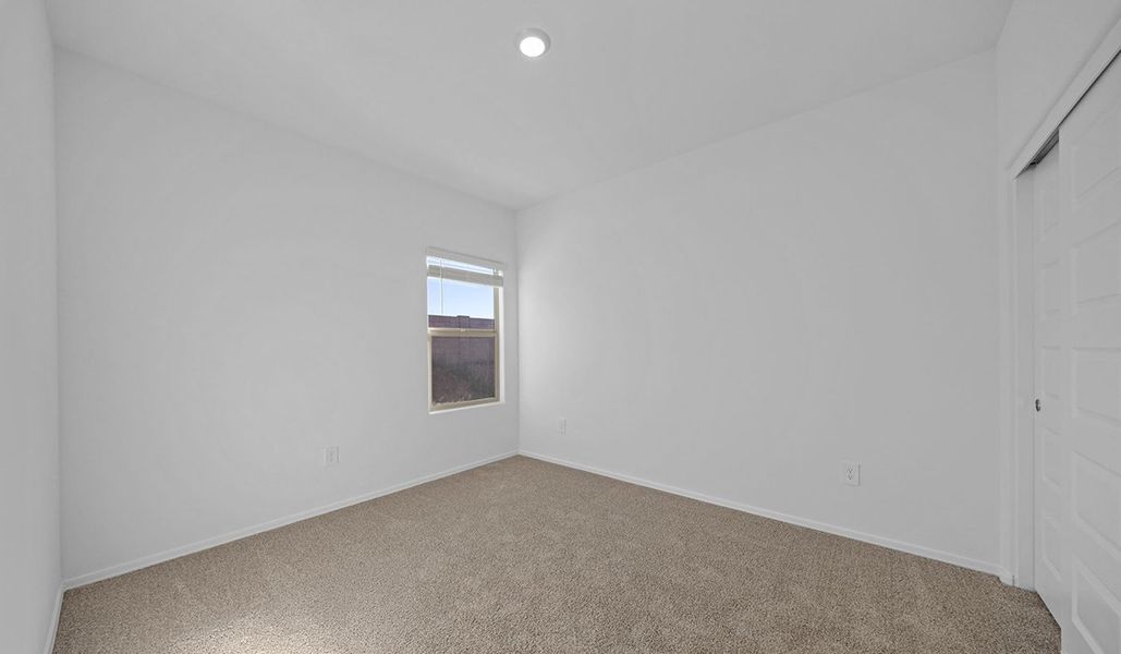 Representative unfurnished interior of a home built from the Lakeway - H40L by D.R. Horton in Sycamore Vista, Vail (Image 39).