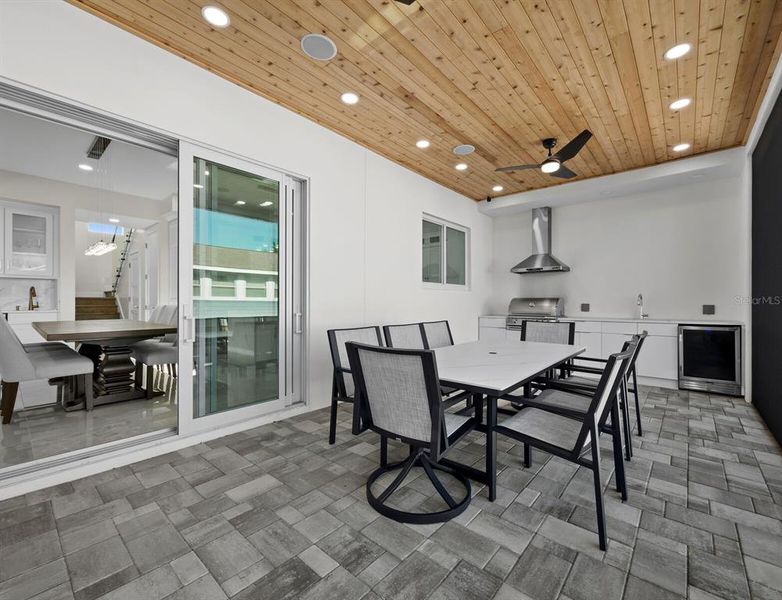 Furnished interior view inside a new home in , Longboat Key (Image 31).