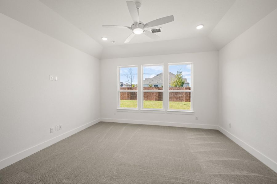 Spacious, unfurnished interior of a new home in Inspiration Collection at View at the Reserve, Mansfield (Image 19).