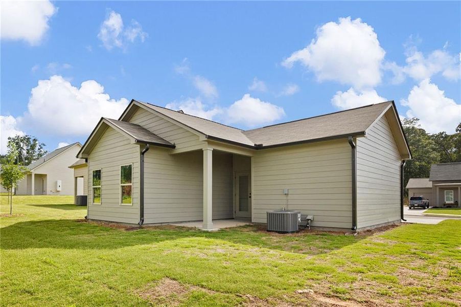 Exterior details and patio area of a home in , Carrollton (Image 22).