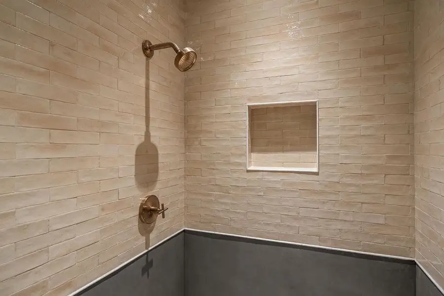 Close-up of interior finishes inside a home in , Clarkesville (Image 21).