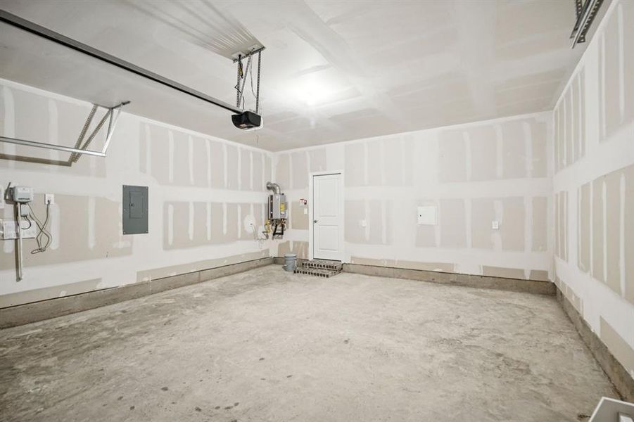 Photo is not of the actual home, but is an inspirational photo of builder’s model home and may depict options, furnishings, and/or decorator features that are not included. Photo is not of the actual home, but is an inspirational photo of builder’s model home and may depict options, furnishings, and/or decorator features that are not included.