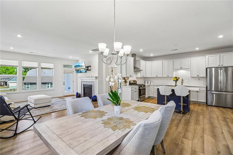 Furnished interior view inside a new home in Poplar Place, Dallas (Image 10).