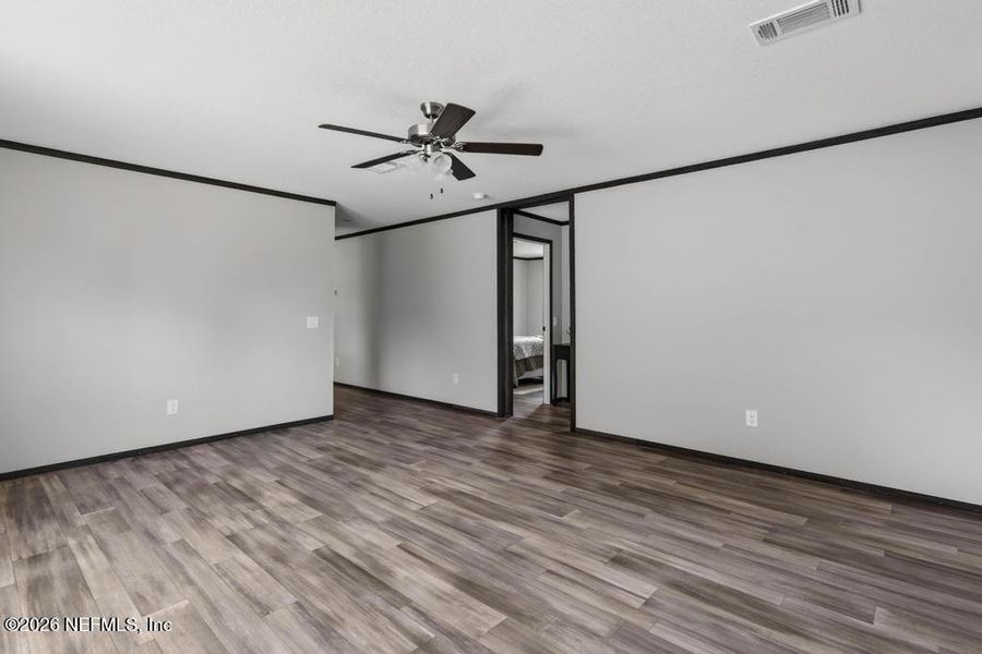 Spacious, unfurnished interior of a new home in , Callahan (Image 60).