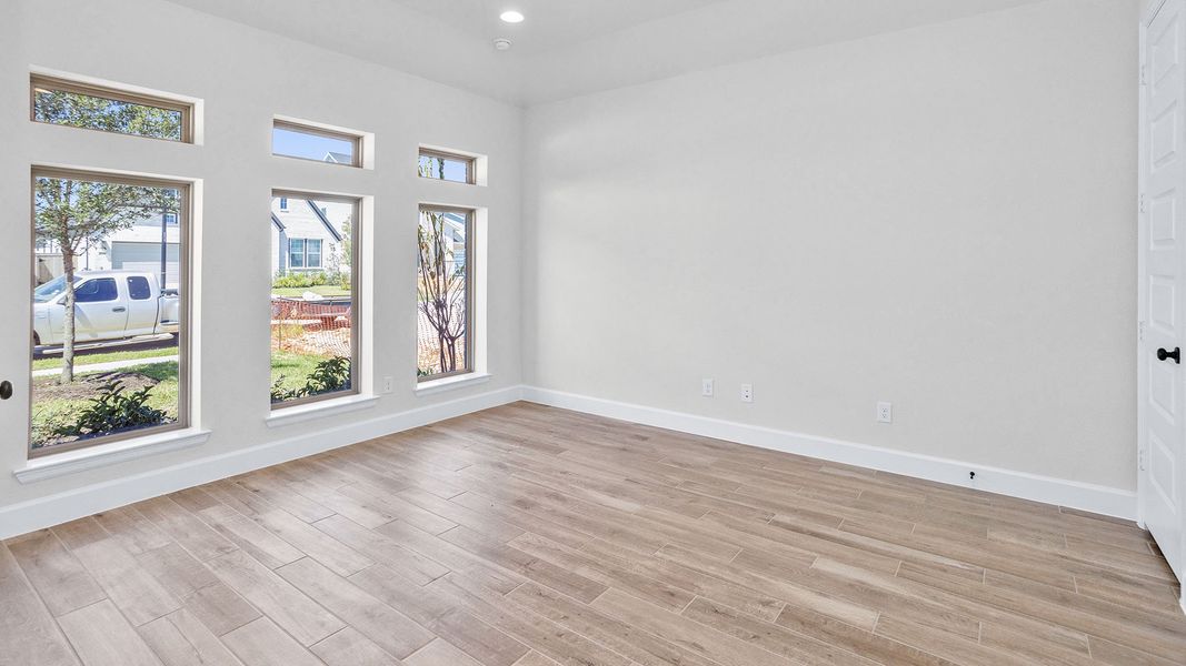 Spacious, unfurnished interior of a new home in The Grand Prairie, Hockley (Image 10).
