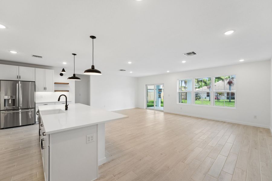 Kitchen, Dining Area & Great Room