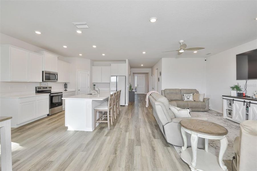 Furnished interior view inside a new home in Silverstone North, Palmetto (Image 35).