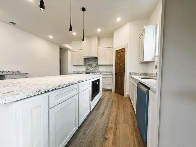 Furnished interior view inside a new home in , Fort Worth (Image 7). Furnished interior view inside a new home in , Fort Worth (Image 7).