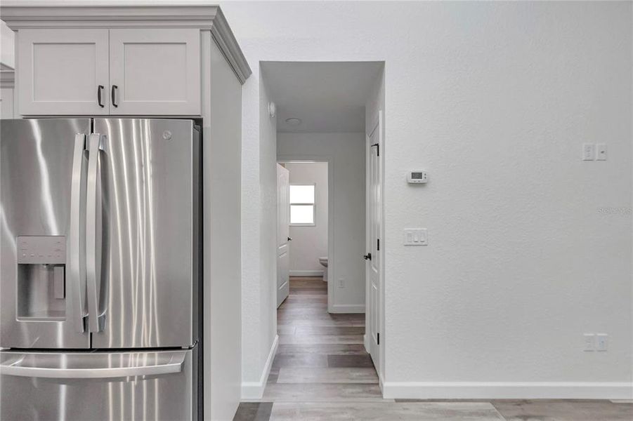 Furnished interior view inside a new home in , Dunnellon (Image 12).