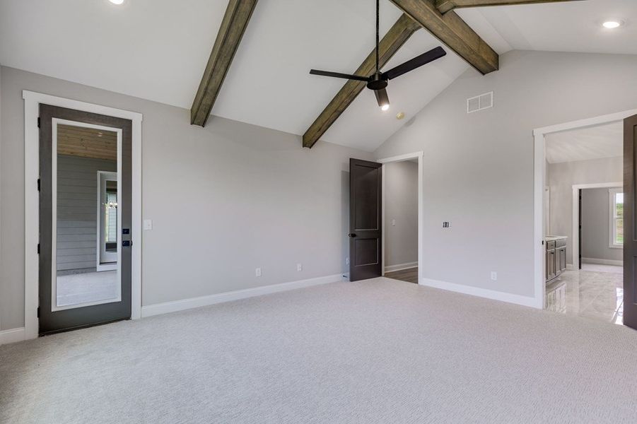 Spacious, unfurnished interior of a new home in Harmon Springs, Carrollton (Image 34).