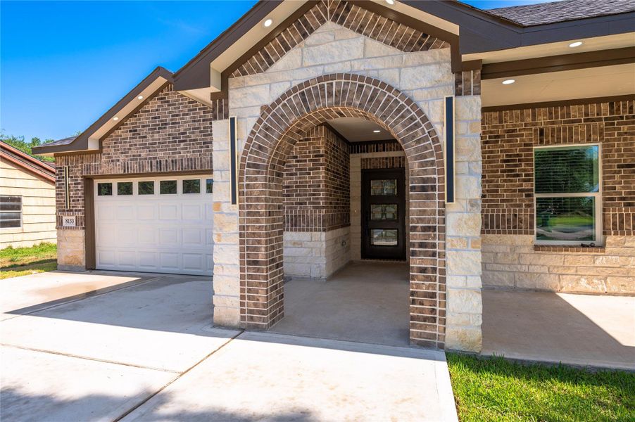 Exterior details and patio area of a home in , Houston (Image 3).
