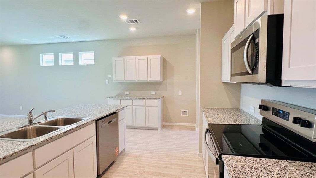 Furnished interior view inside a new home in Orchard Village, Fort Worth (Image 7). Furnished interior view inside a new home in Orchard Village, Fort Worth (Image 7).