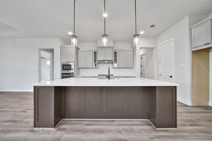 Furnished interior view inside a new home in , Rosharon (Image 18). Furnished interior view inside a new home in , Rosharon (Image 18).