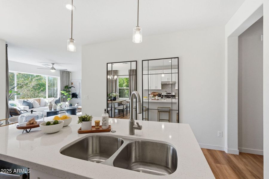 1511 W SIERRA VISTA DR 1511 W SIERRA VISTA DR