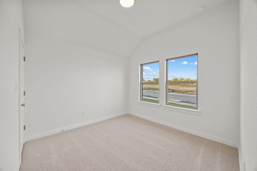 Spacious, unfurnished interior of a new home in Prairie Winds, Hutto (Image 27).