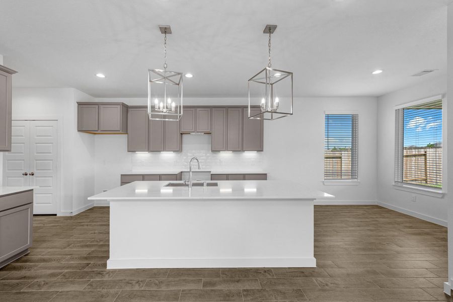 Furnished interior view inside a new home in Briarwood Crossing, Rosenberg (Image 4).