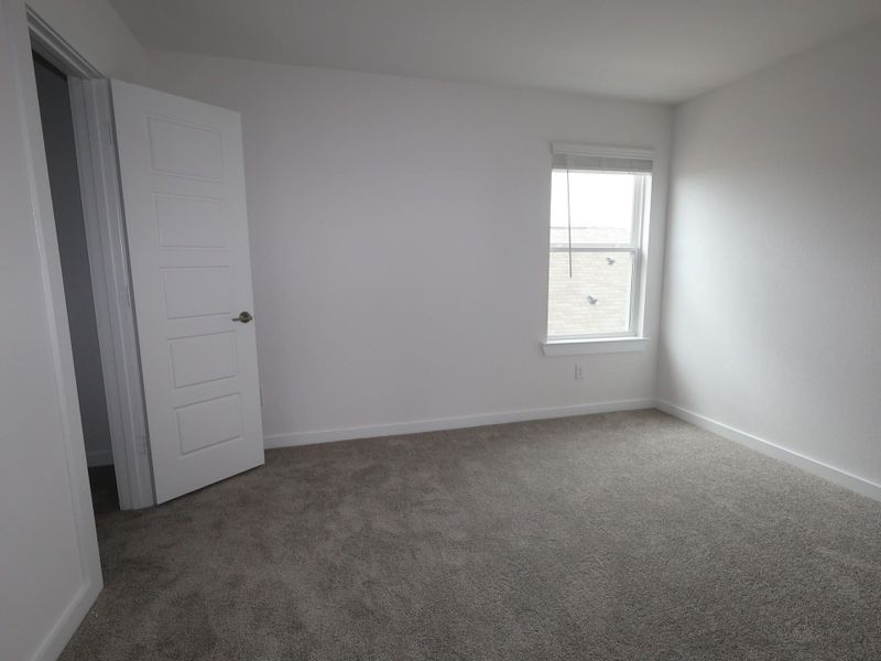 Spacious, unfurnished interior of a new home in Summerview, Fulshear (Image 10). Spacious, unfurnished interior of a new home in Summerview, Fulshear (Image 10).