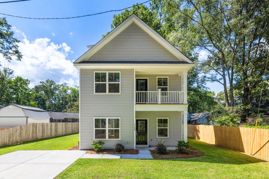 Front exterior of a new home in , Charleston, SC, highlighting curb appeal (Image 22).