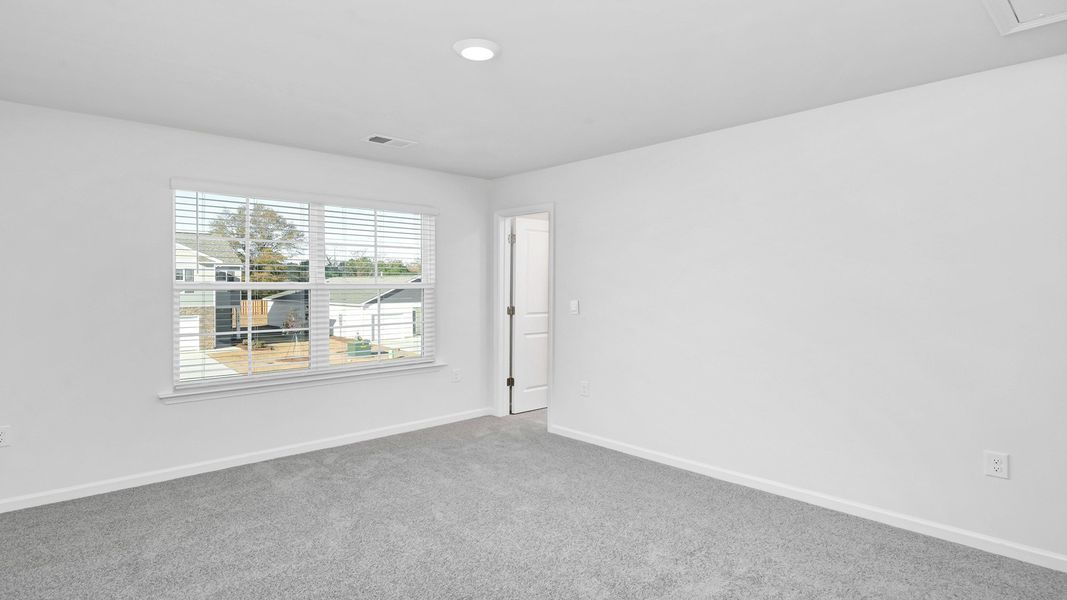 Spacious, unfurnished interior of a new home in Hunter's Branch, Hopkins (Image 20).