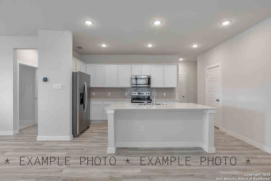 Furnished interior view inside a new home in Mesa Vista, San Antonio (Image 5). Furnished interior view inside a new home in Mesa Vista, San Antonio (Image 5).