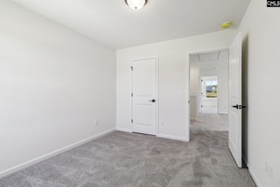 Spacious, unfurnished interior of a new home in Raglins Creek, Lugoff (Image 21).