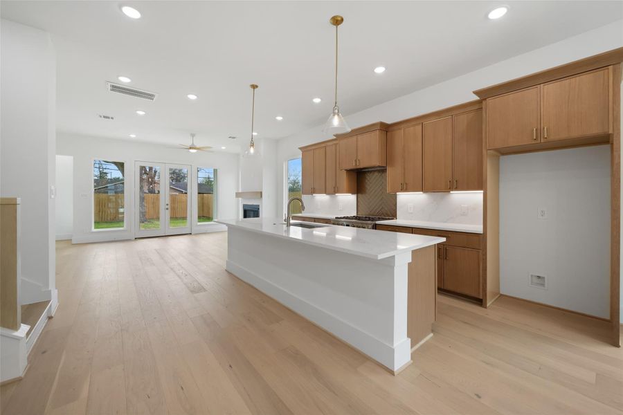 Kitchen - view 1
