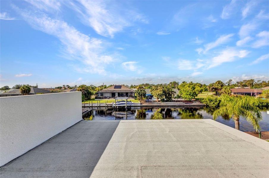 Community amenities in , Port Charlotte (Image 63).