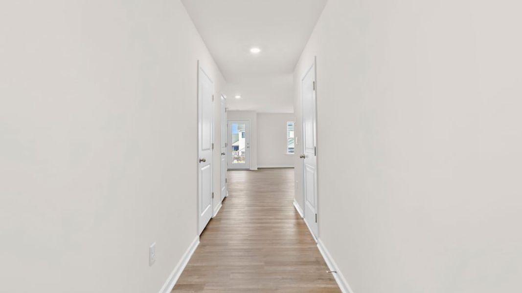 Spacious, unfurnished interior of a new home in Covington Village, Greer (Image 16).