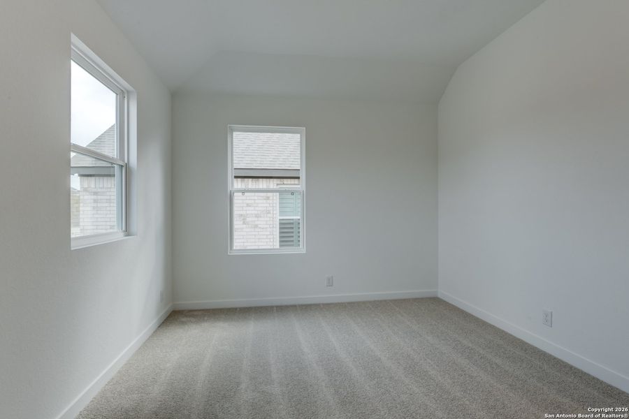 Spacious, unfurnished interior of a new home in Arcadia Ridge, San Antonio (Image 27).