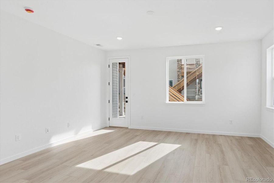 Spacious, unfurnished interior of a new home in The Summit at Meridian, Englewood (Image 16). Spacious, unfurnished interior of a new home in The Summit at Meridian, Englewood (Image 16).