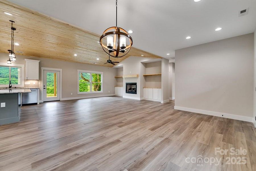 Spacious, unfurnished interior of a new home in , Clyde (Image 33).