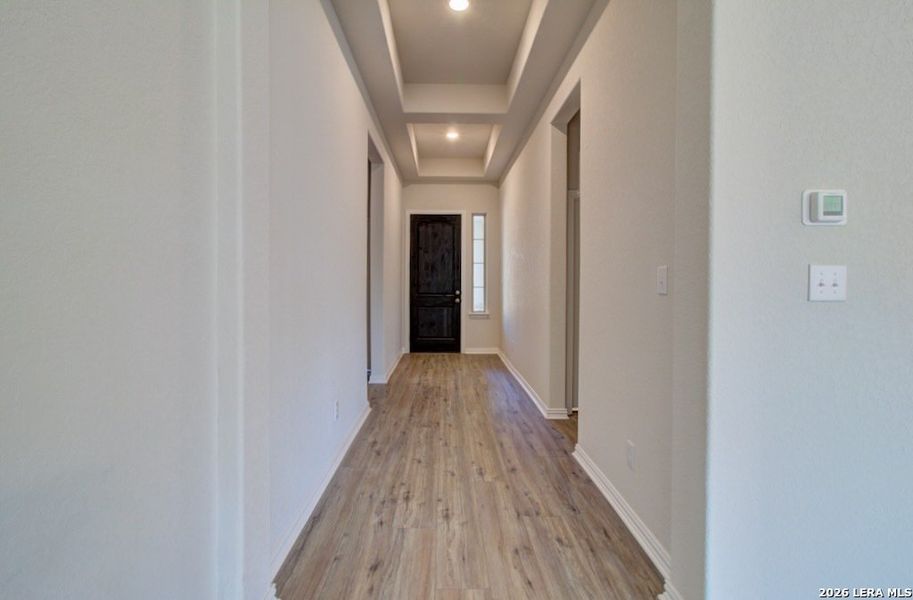 Spacious, unfurnished interior of a new home in Veramendi, New Braunfels (Image 20).