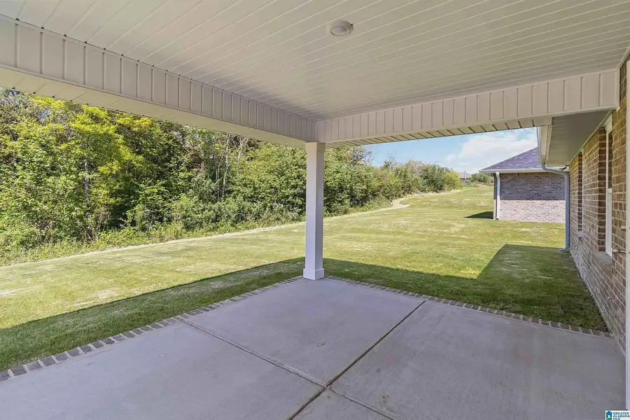 Representative exterior details of a home built from the 1635-C by Adams Homes in Kirkland Farms, Alachua (Image 3).